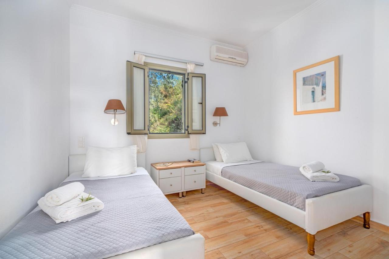 Kosyforema Villas Gialova Bagian luar foto